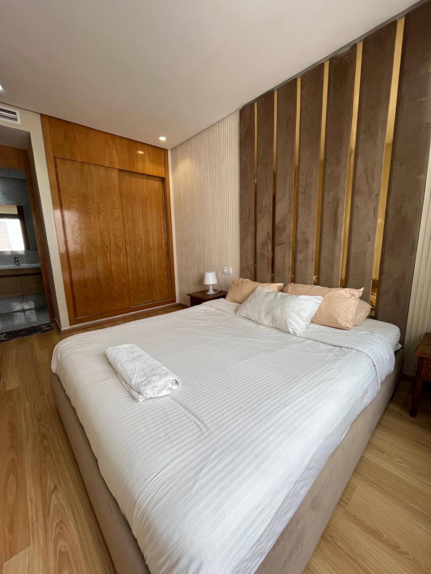 Luxury Appartement In Heart Of Casablanca Maarif Екстериор снимка